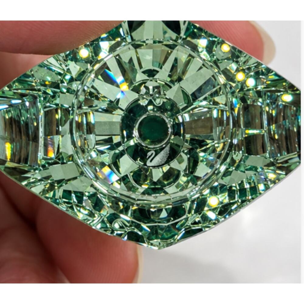 Swarovski Christmas Tree Chrysolite 5003401 Crystal Figurine Retired Box - Picture 4 of 4